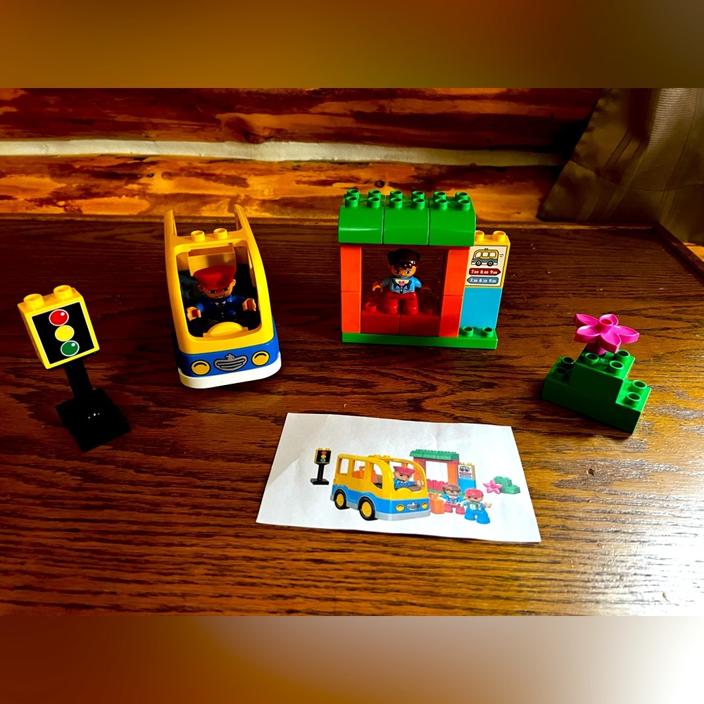 Duplo Lego Bus Stop
